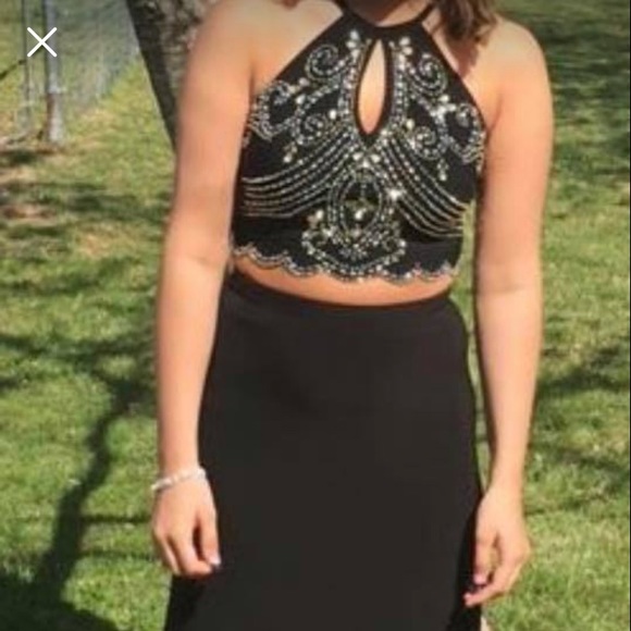 Prom Dress - Picture 2 of 4